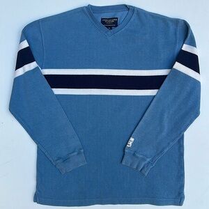 🧵Y2K American Eagle vneck sweater🧵